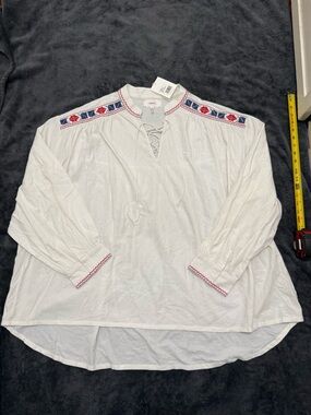 XiRENA Lyric Top size XL, white canvas, boho, relaxed fit.